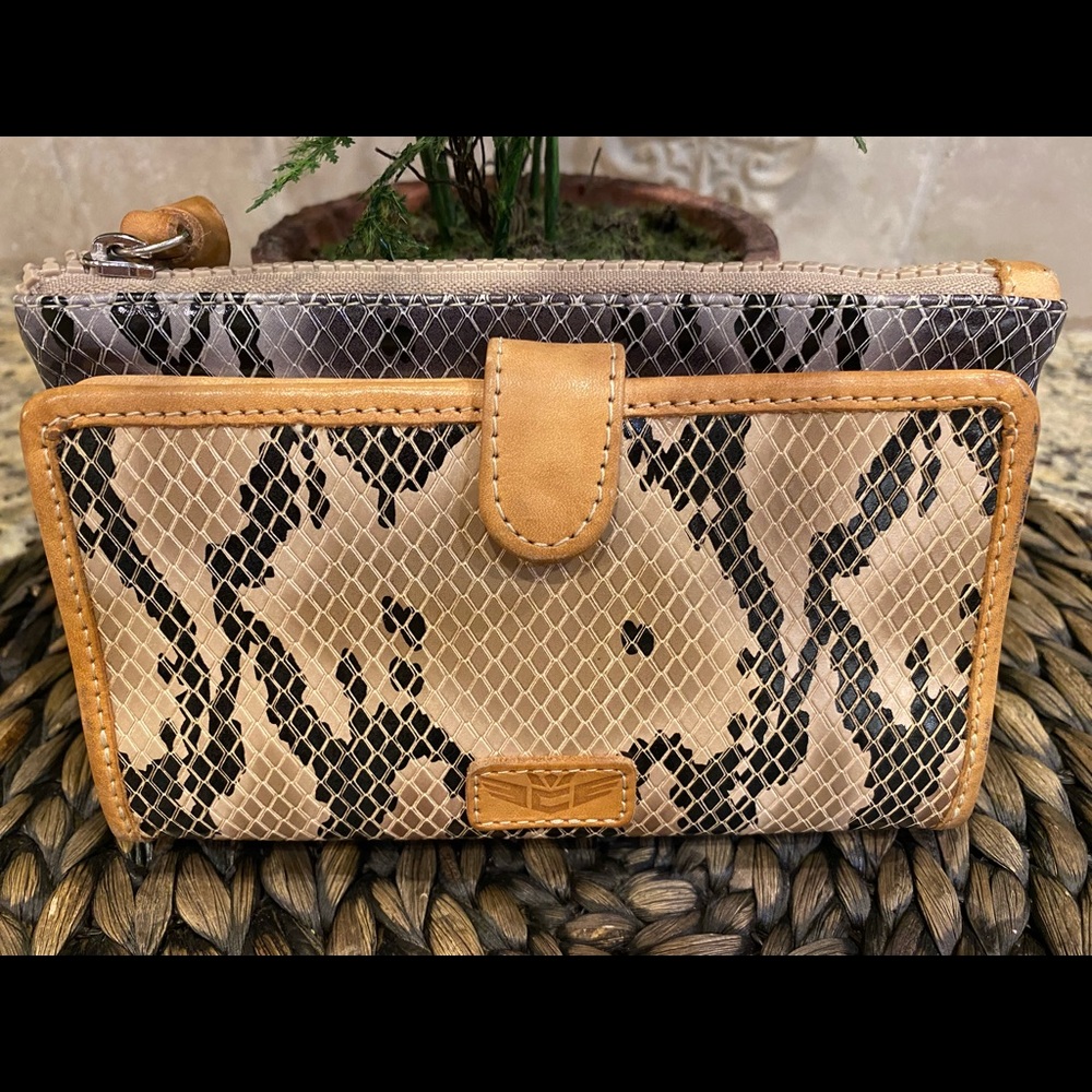 Consuela Margot slim wallet